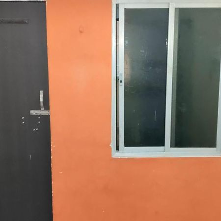 Home Stay Allāhābād Junction Zewnętrze zdjęcie